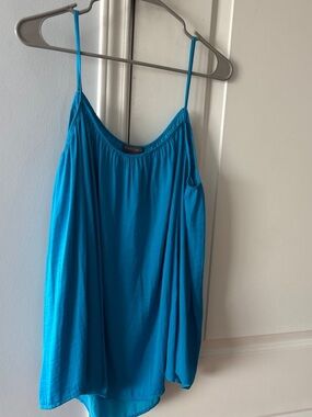 Vince camuto flowy top